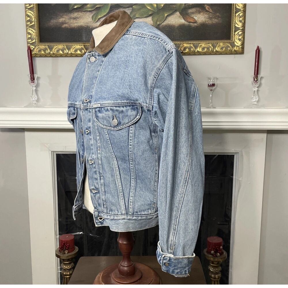 Guess Light Blue Denim Jacket with Brown Corduroy Collar - Picture 4 of 7